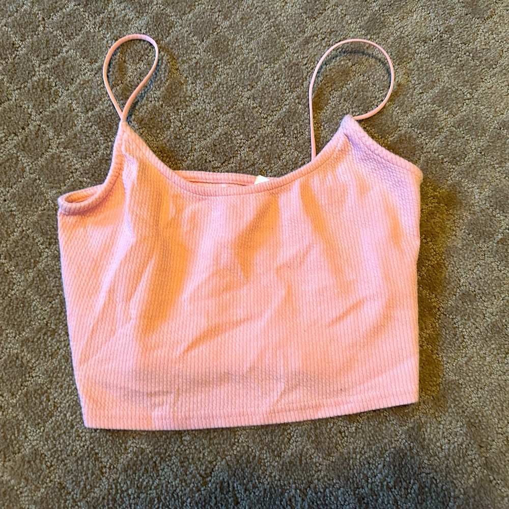 Me to We cropped top💗